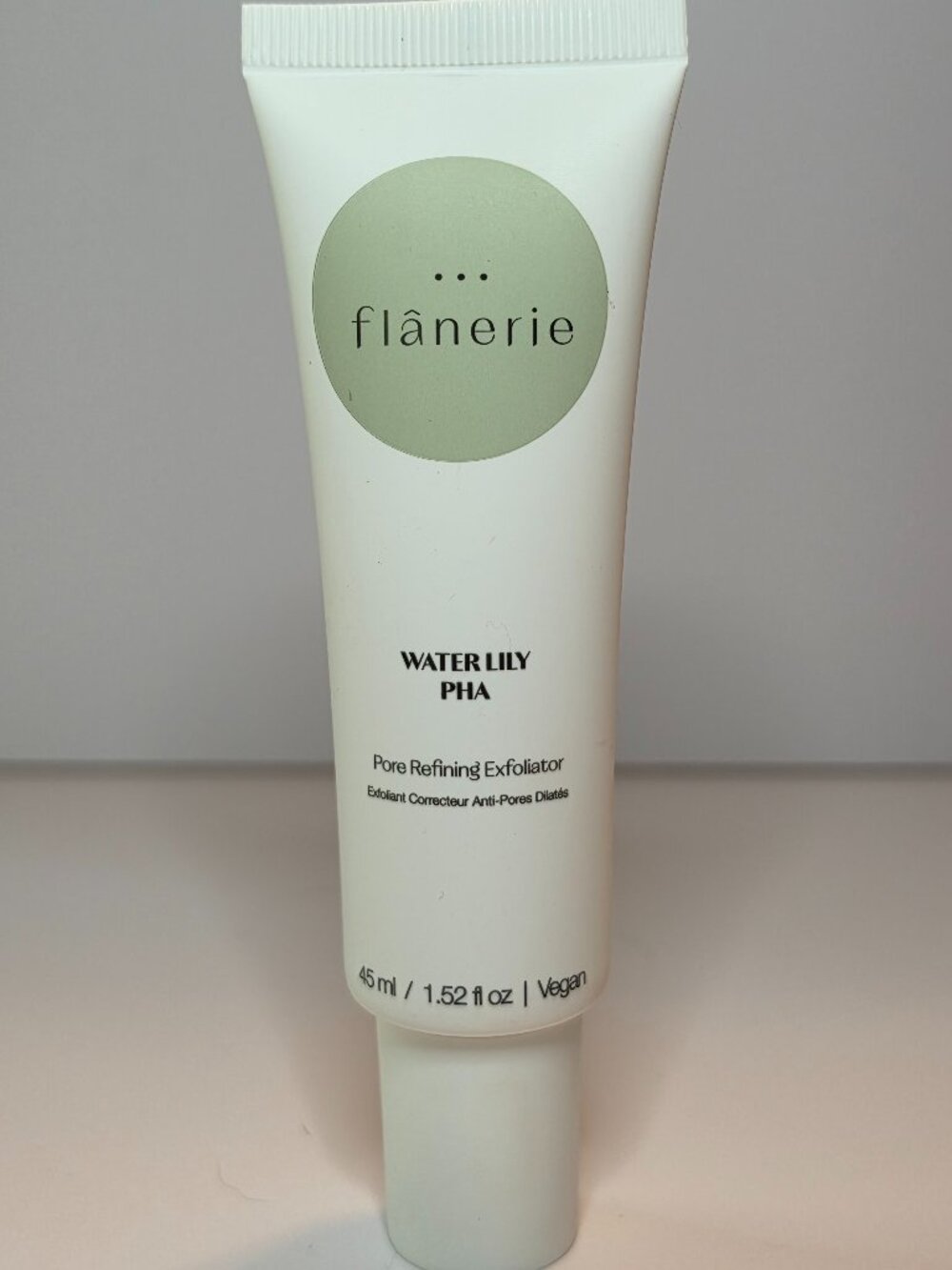 FLANERIE Water Lily PHA Pore Refining Exfoliator Brand